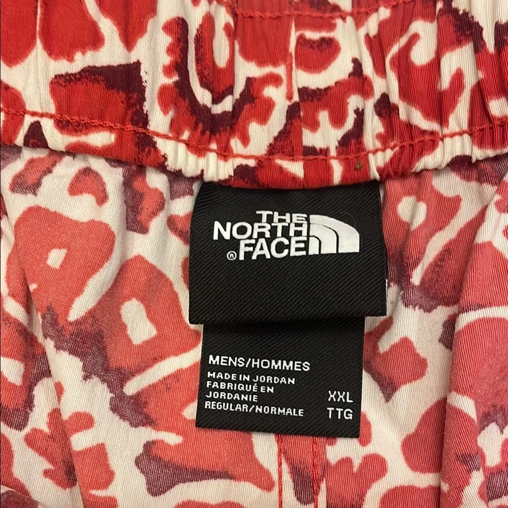 The north face size xxl Red and White Patterned Shorts in like new condition - Picture 3 of 6